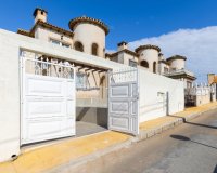 Resale - Villa - Orihuela Costa - Villamartín