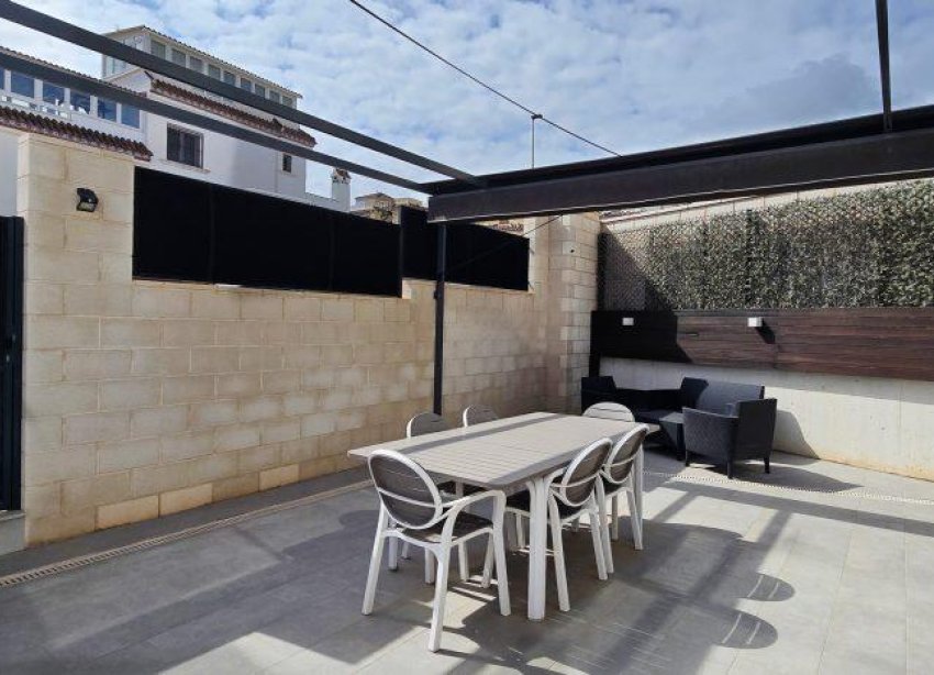 Resale - Villa - Orihuela Costa - Villamartín