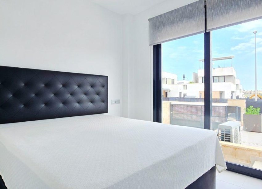 Resale - Villa - Orihuela Costa - Villamartín