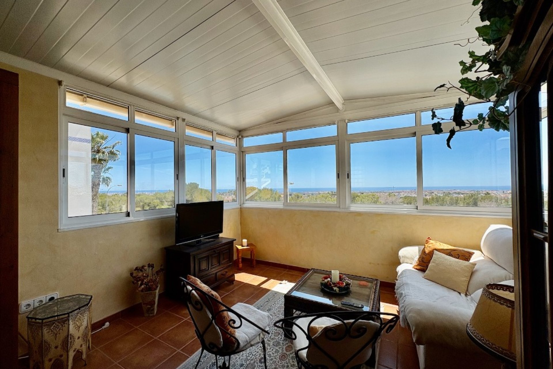 Resale - Villa - Orihuela Costa - Villamartin