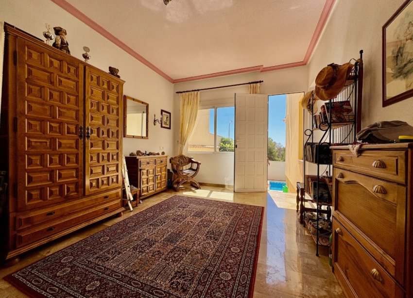 Resale - Villa - Orihuela Costa - Villamartin