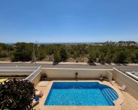 Resale - Villa - Orihuela Costa - Villamartin