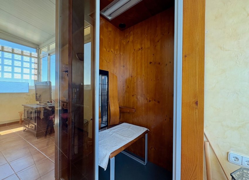 Resale - Villa - Orihuela Costa - Villamartin