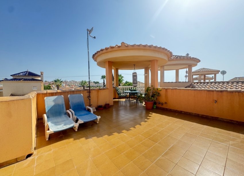 Resale - Villa - Orihuela Costa - Villamartín
