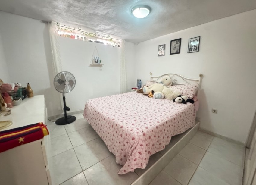 Resale - Villa - Orihuela Costa - Villamartín