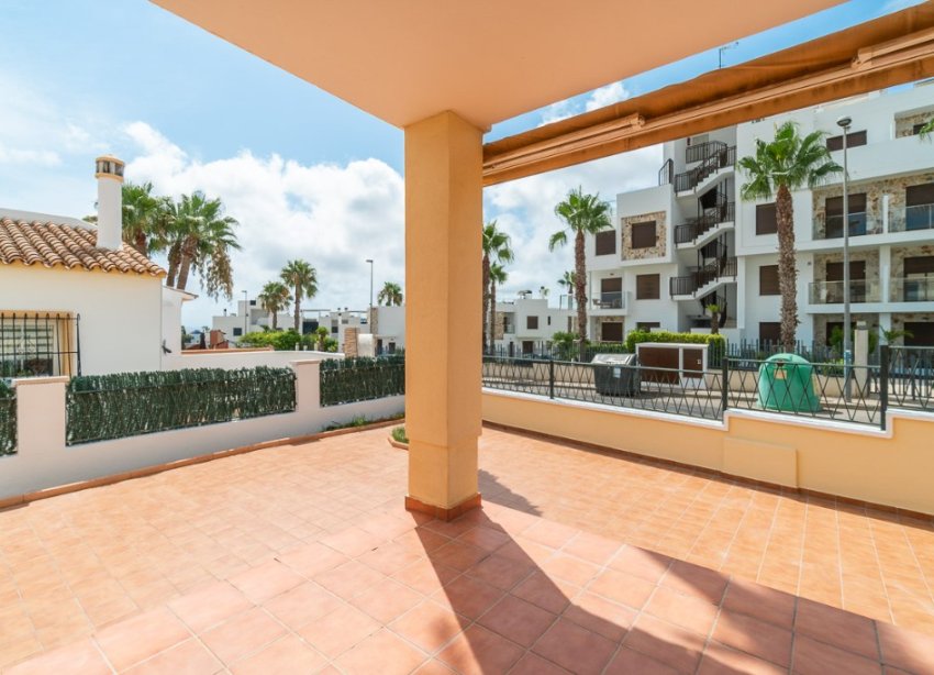 Resale - Villa - Orihuela Costa - Villamartín