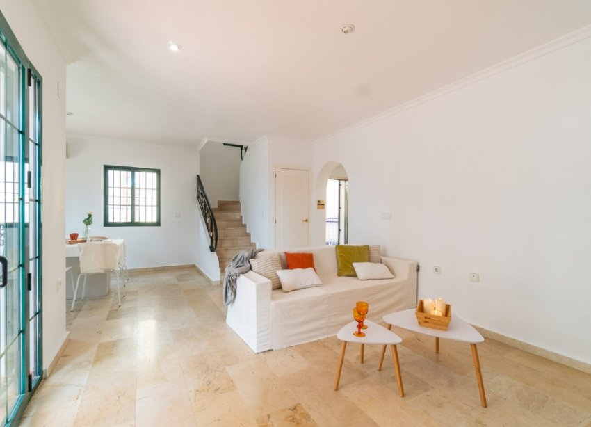 Resale - Villa - Orihuela Costa - Villamartín