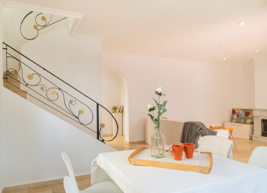 Resale - Villa - Orihuela Costa - Villamartín