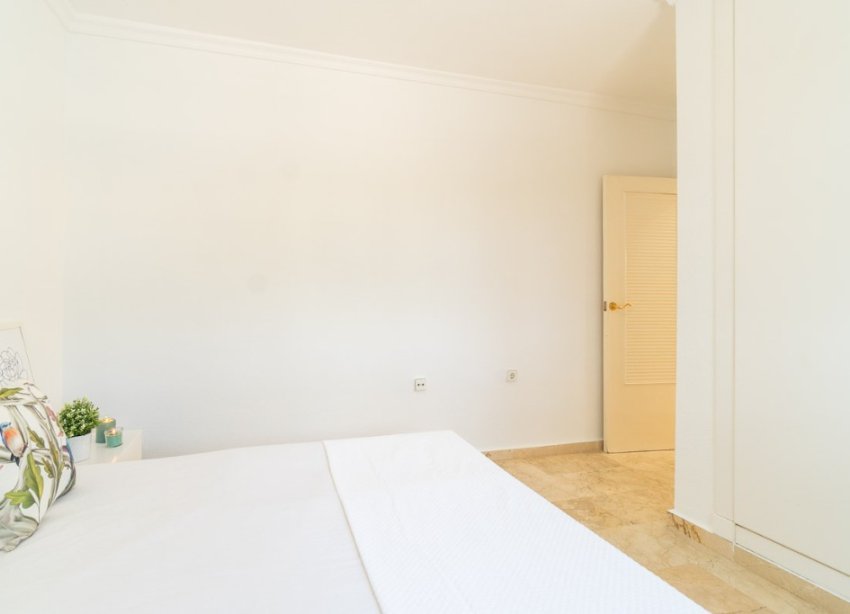 Resale - Villa - Orihuela Costa - Villamartín