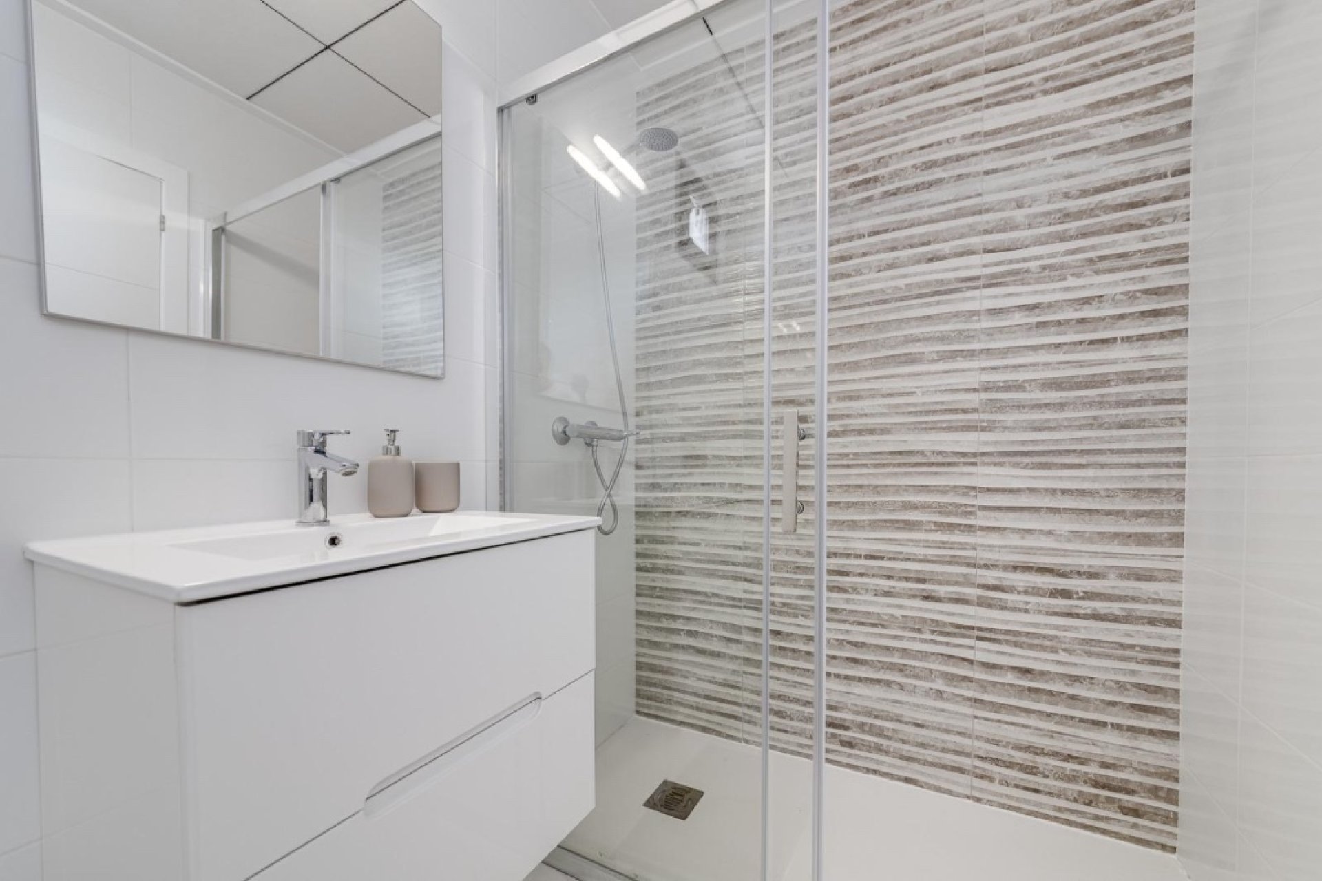 Resale - Villa - Orihuela Costa - Villamartín