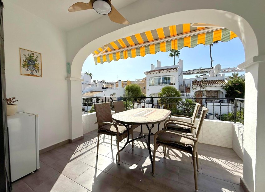 Resale - Villa - Orihuela Costa - Villamartín
