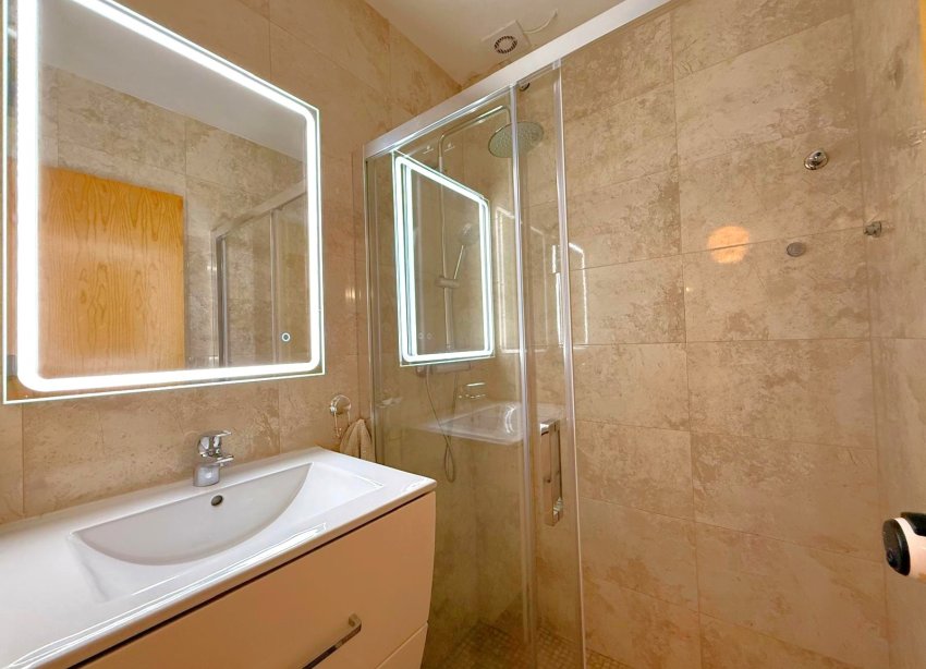 Resale - Villa - Orihuela Costa - Villamartín