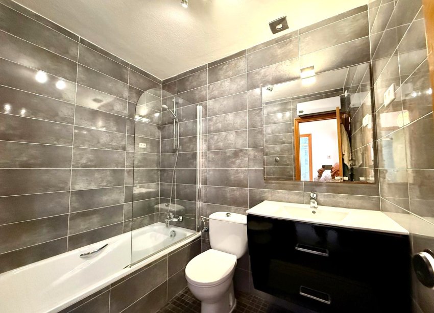 Resale - Villa - Orihuela Costa - Villamartín