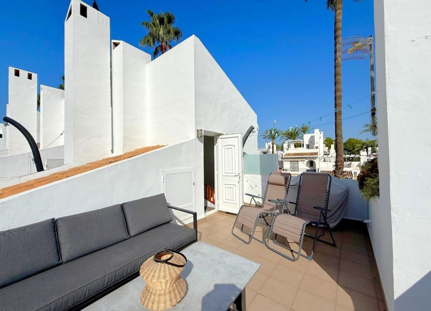 Resale - Villa - Orihuela Costa - Villamartín