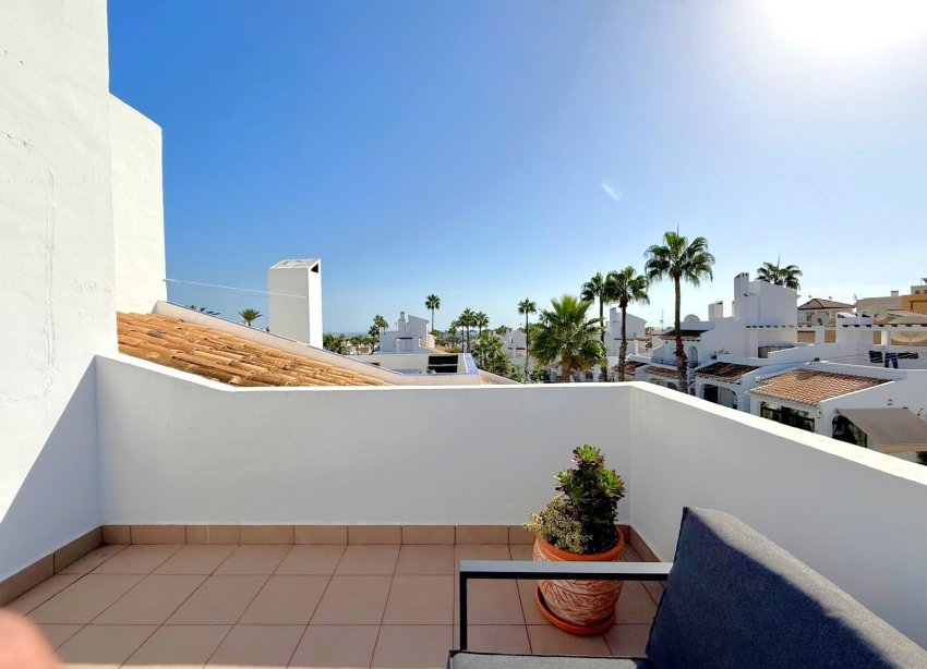 Resale - Villa - Orihuela Costa - Villamartín