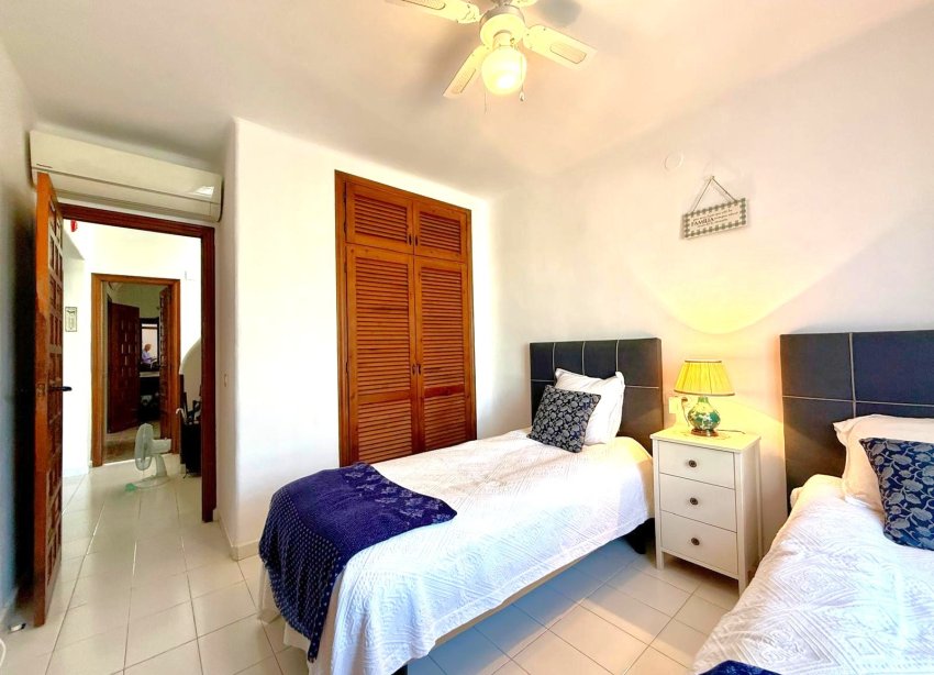 Resale - Villa - Orihuela Costa - Villamartín