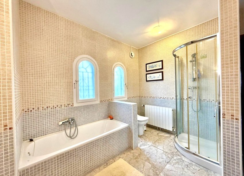 Resale - Villa - Orihuela Costa - Villamartín