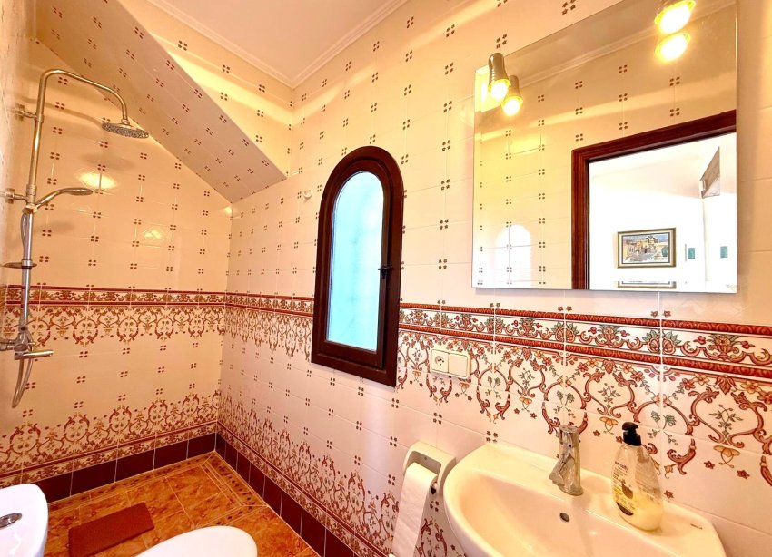 Resale - Villa - Orihuela Costa - Villamartín