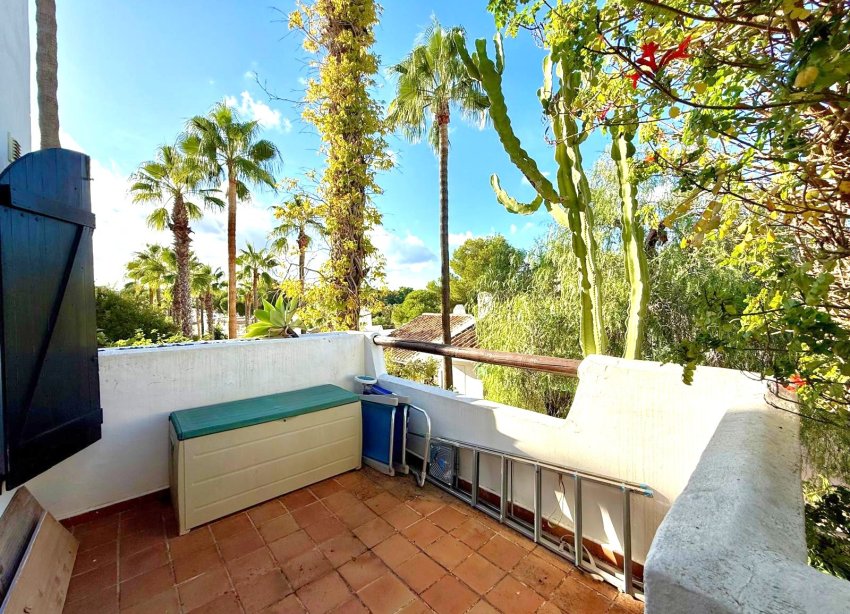 Resale - Villa - Orihuela Costa - Villamartín