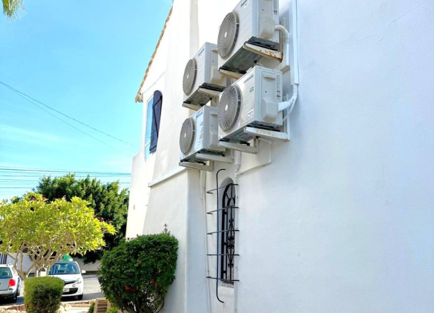 Resale - Villa - Orihuela Costa - Villamartín