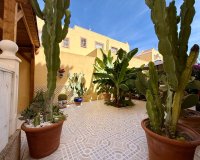 Resale - Villa - Orihuela Costa - Villamartín