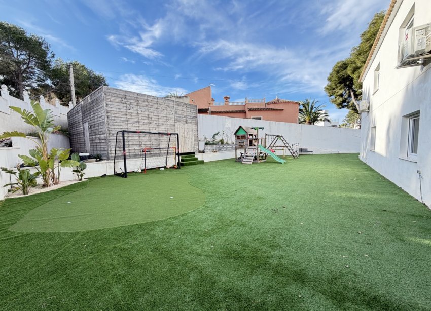 Resale - Villa - Orihuela Costa - Villamartin