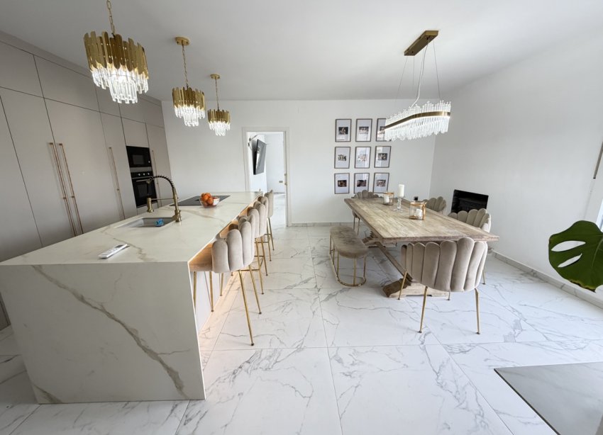 Resale - Villa - Orihuela Costa - Villamartin