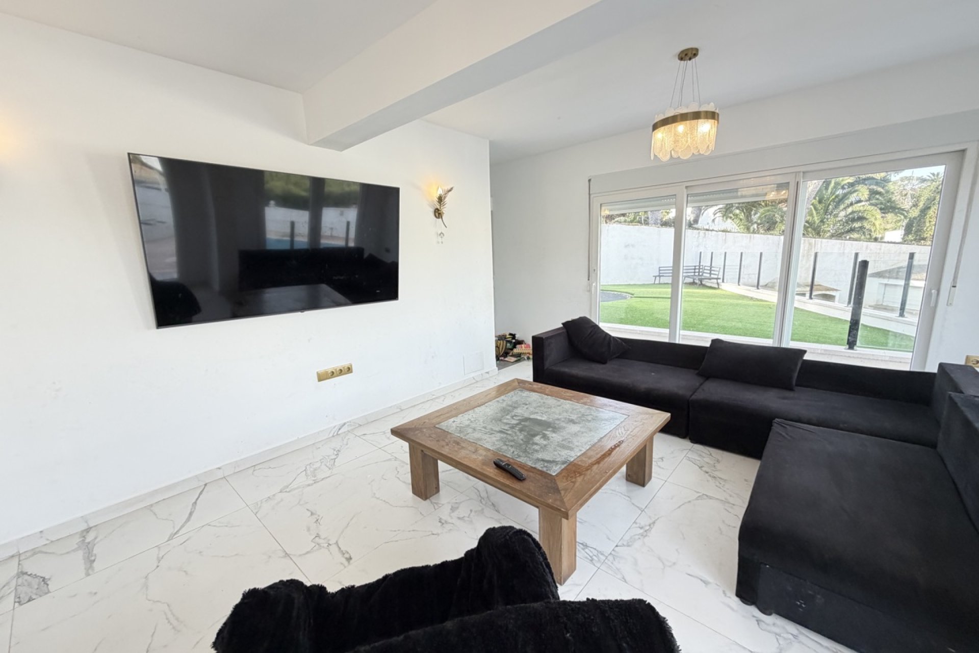 Resale - Villa - Orihuela Costa - Villamartin