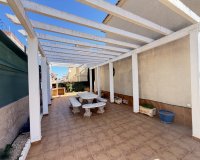 Resale - Villa - Orihuela Costa - Villamartin