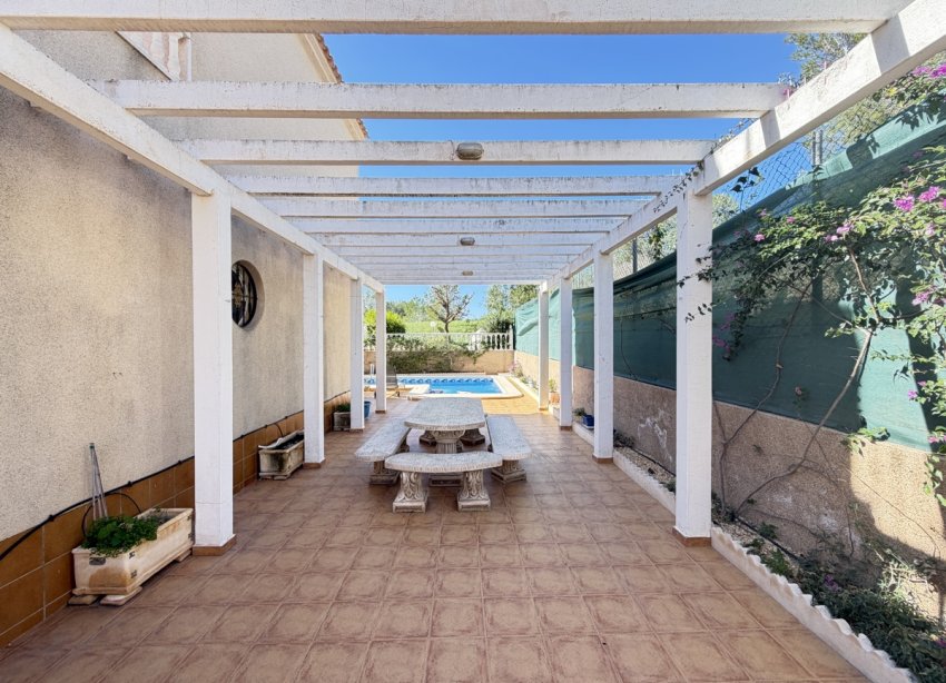 Resale - Villa - Orihuela Costa - Villamartin