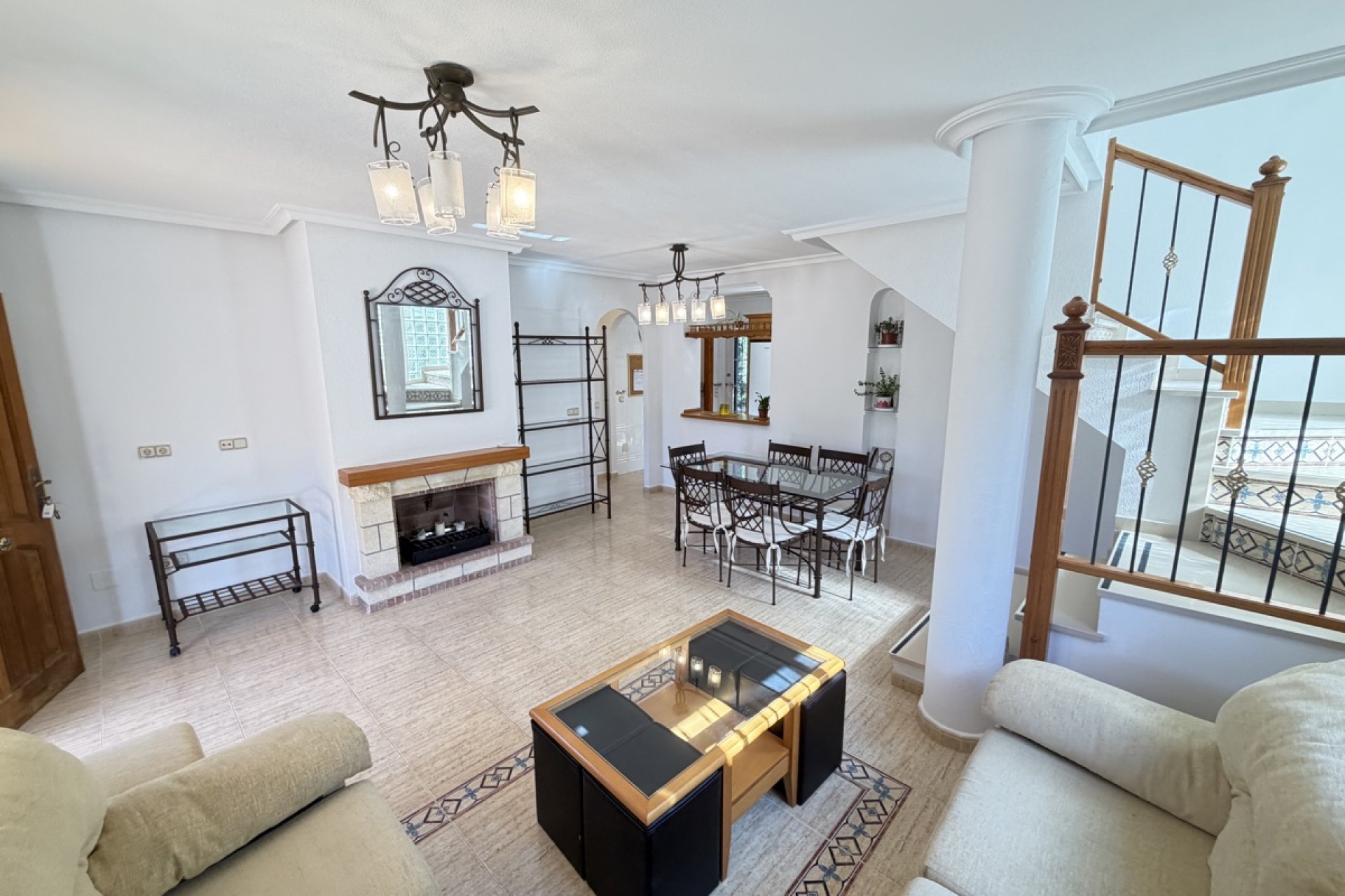 Resale - Villa - Orihuela Costa - Villamartin