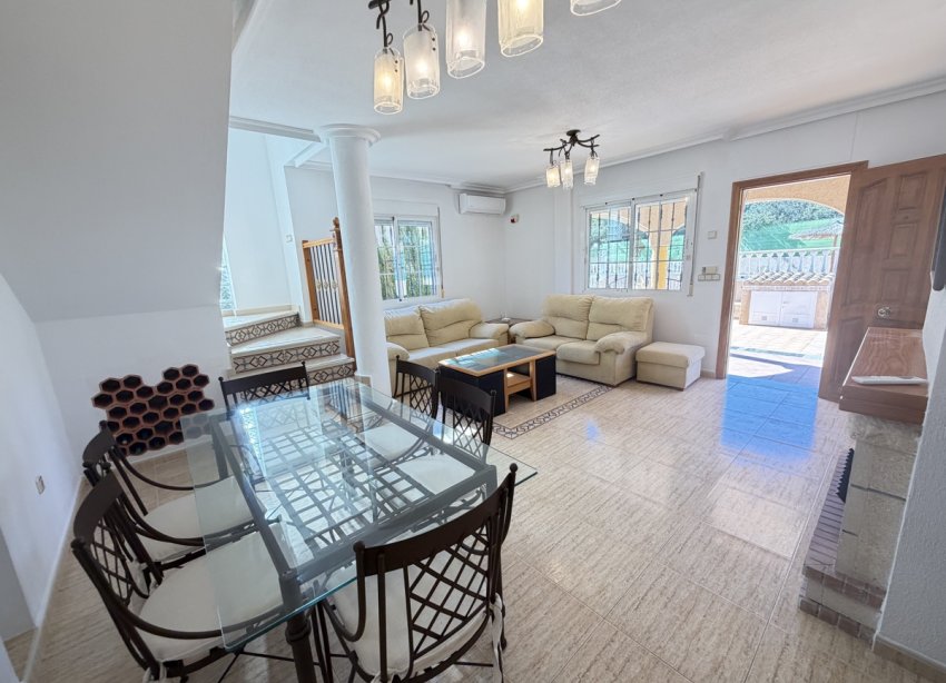 Resale - Villa - Orihuela Costa - Villamartin