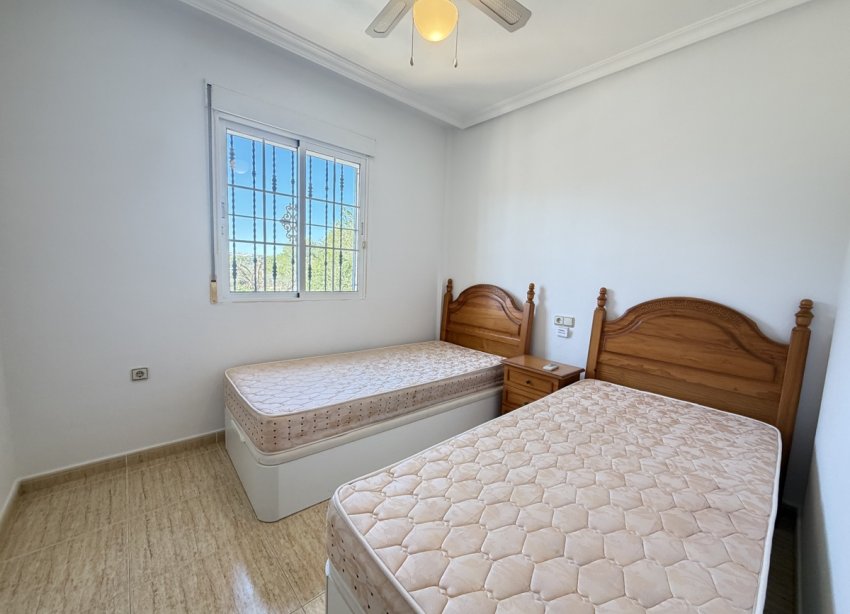 Resale - Villa - Orihuela Costa - Villamartin