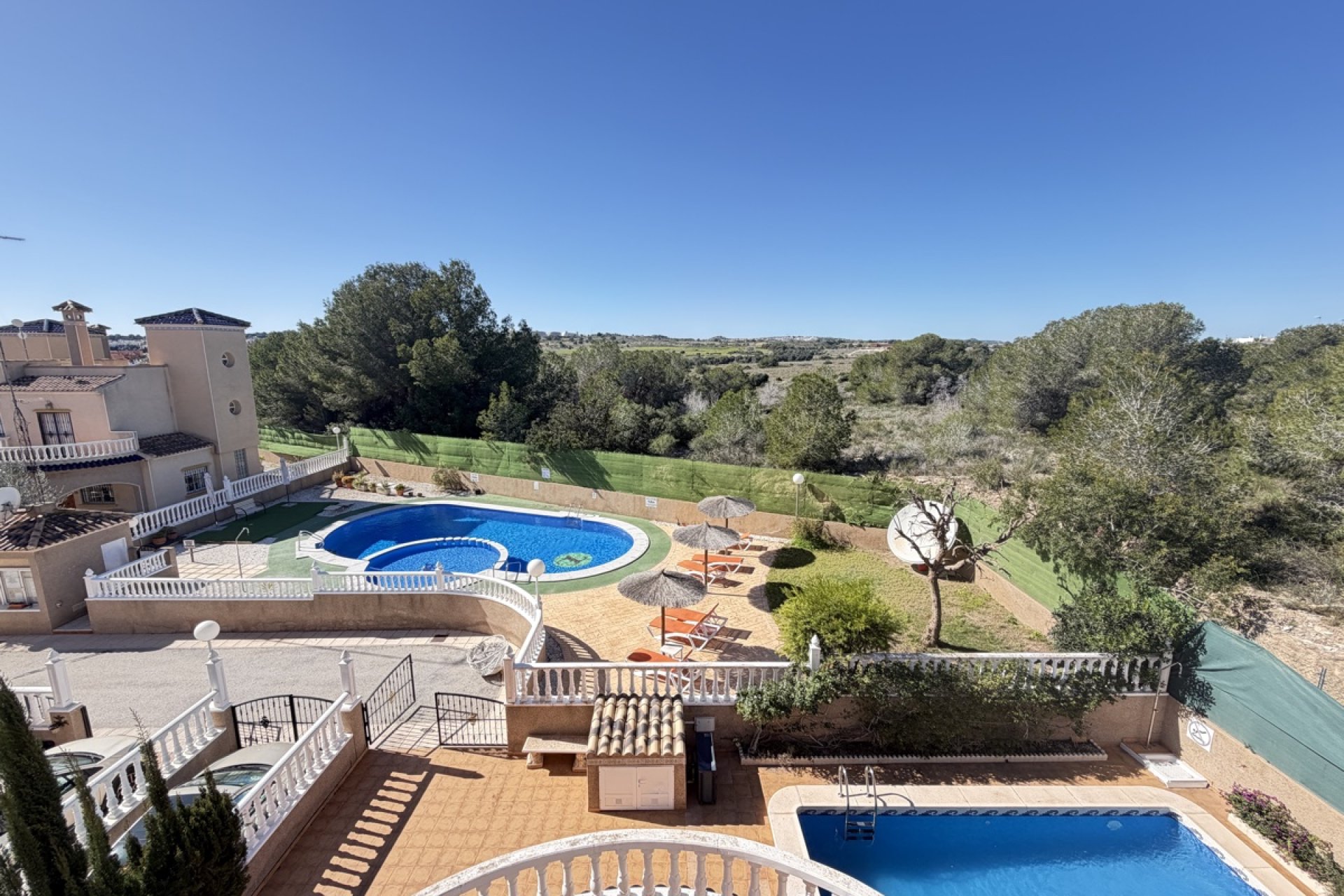 Resale - Villa - Orihuela Costa - Villamartin