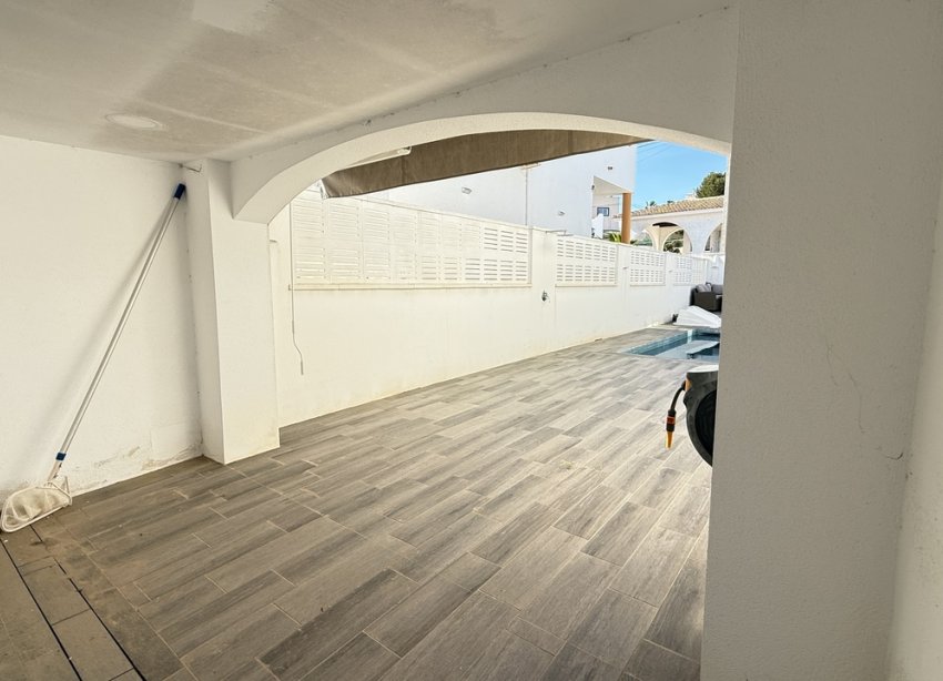 Resale - Villa - Orihuela Costa - Villamartin