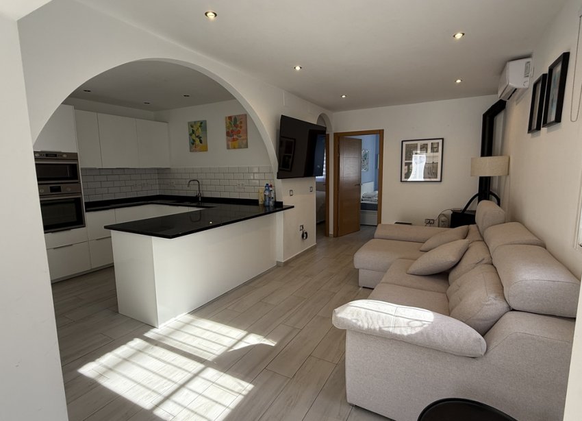 Resale - Villa - Orihuela Costa - Villamartin