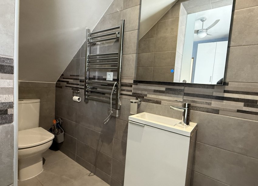 Resale - Villa - Orihuela Costa - Villamartin