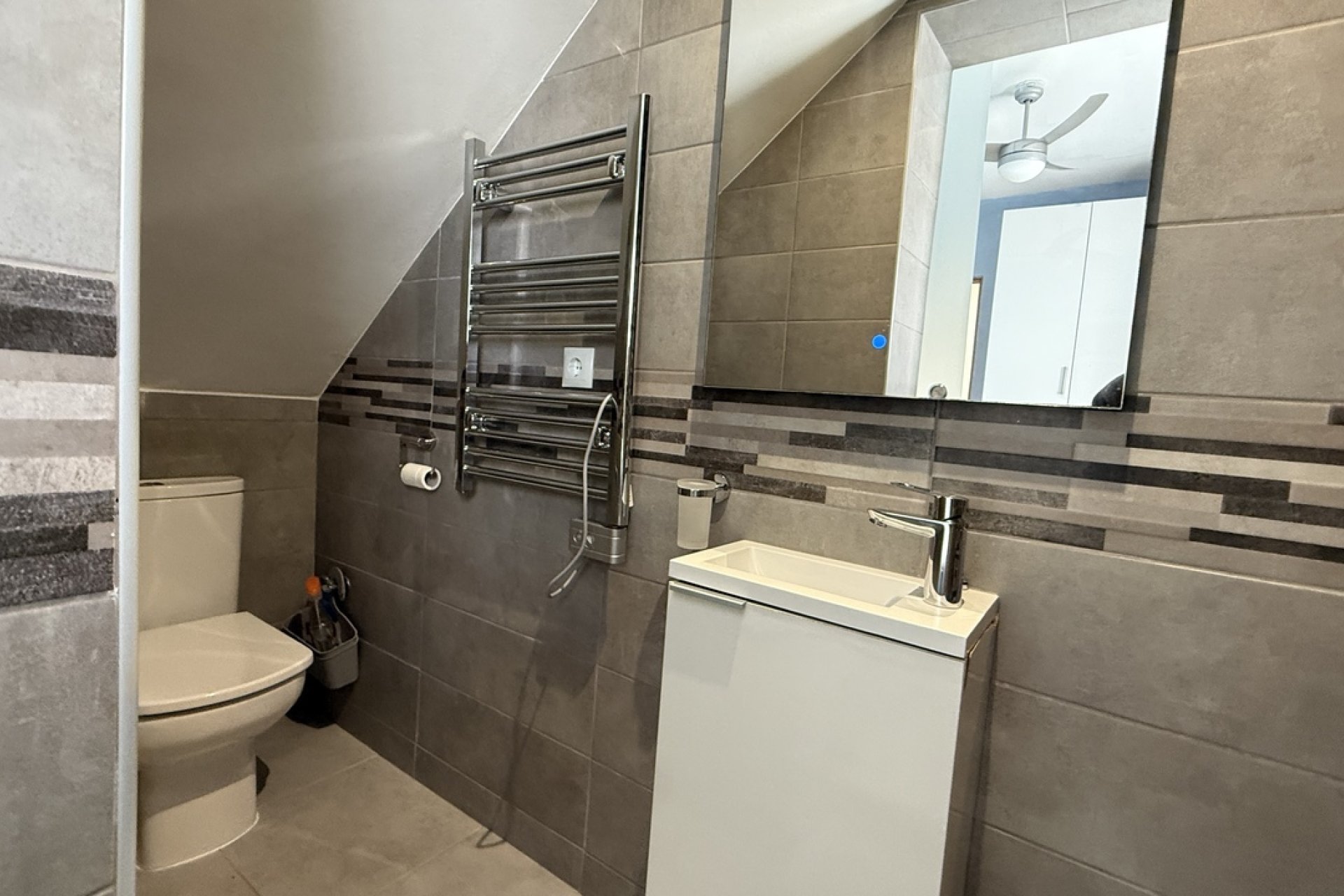 Resale - Villa - Orihuela Costa - Villamartin