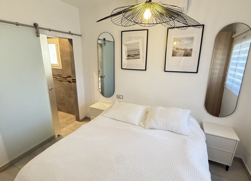 Resale - Villa - Orihuela Costa - Villamartin