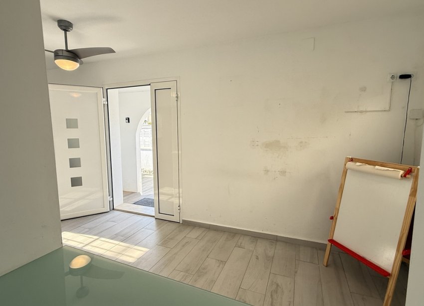 Resale - Villa - Orihuela Costa - Villamartin