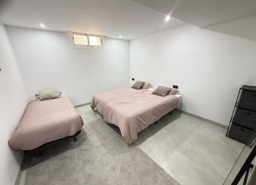 Resale - Villa - Orihuela Costa - Villamartin