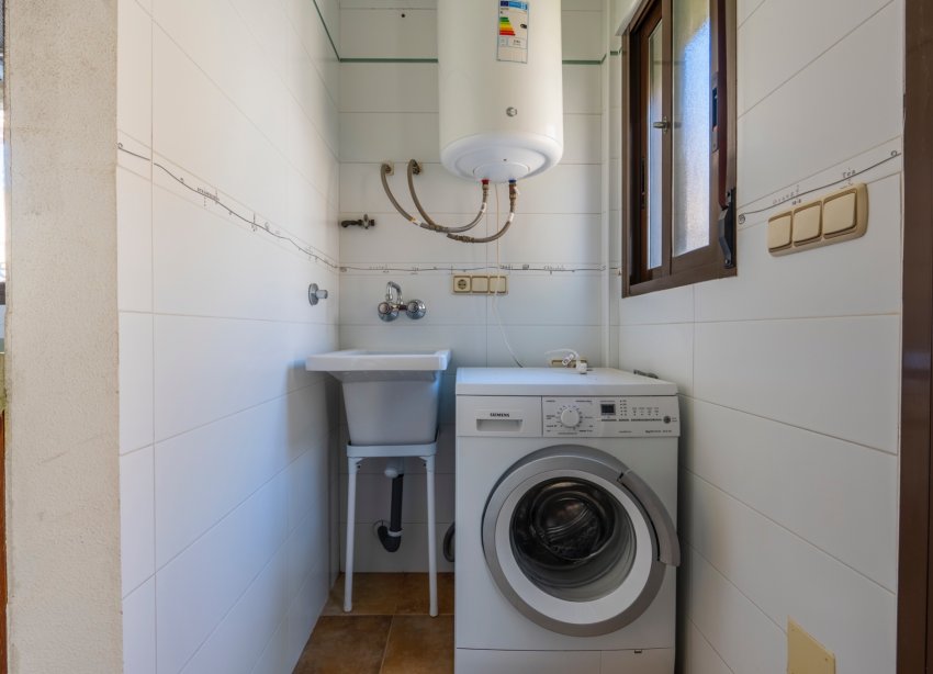 Resale - Villa - Orihuela Costa - Villamartin