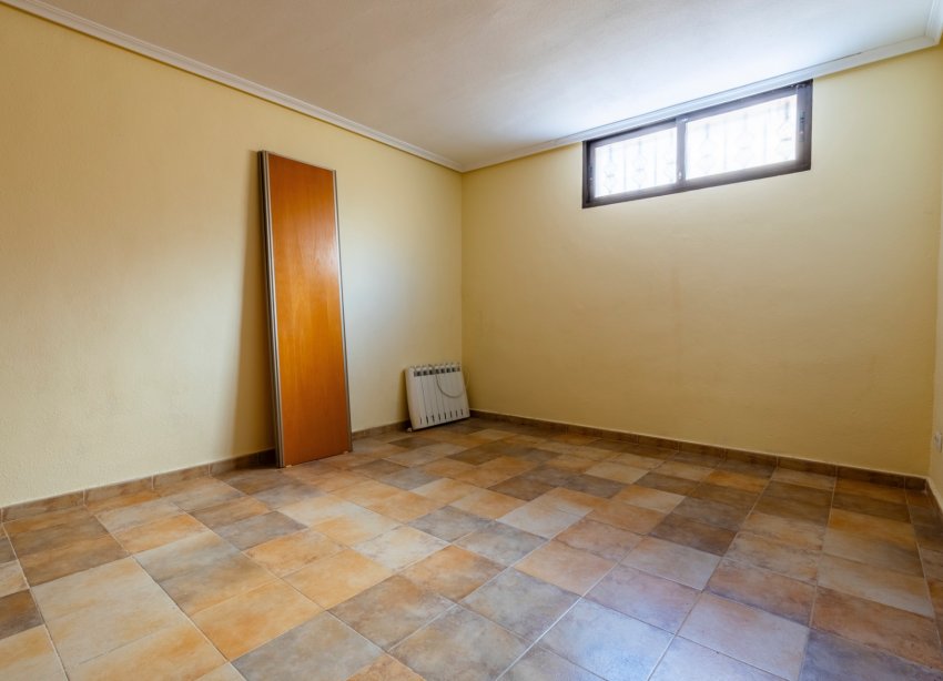 Resale - Villa - Orihuela Costa - Villamartin