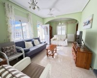 Resale - Villa - Orihuela Costa - Villamartin