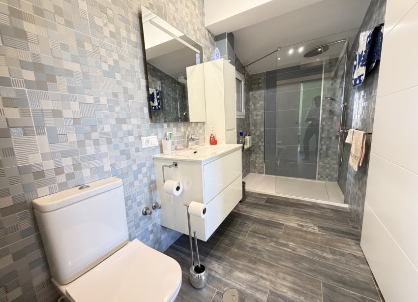 Resale - Villa - Orihuela Costa - Villamartin