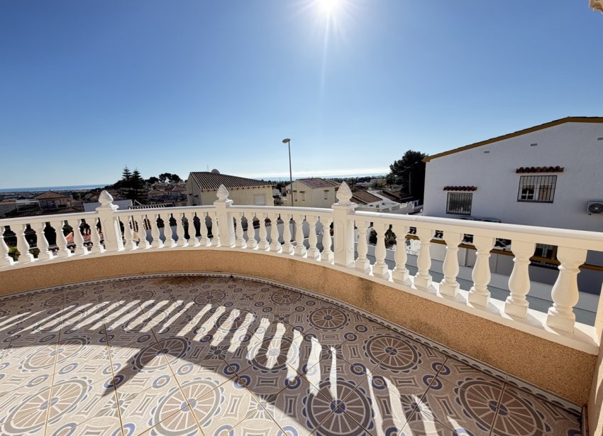 Resale - Villa - Orihuela Costa - Villamartin