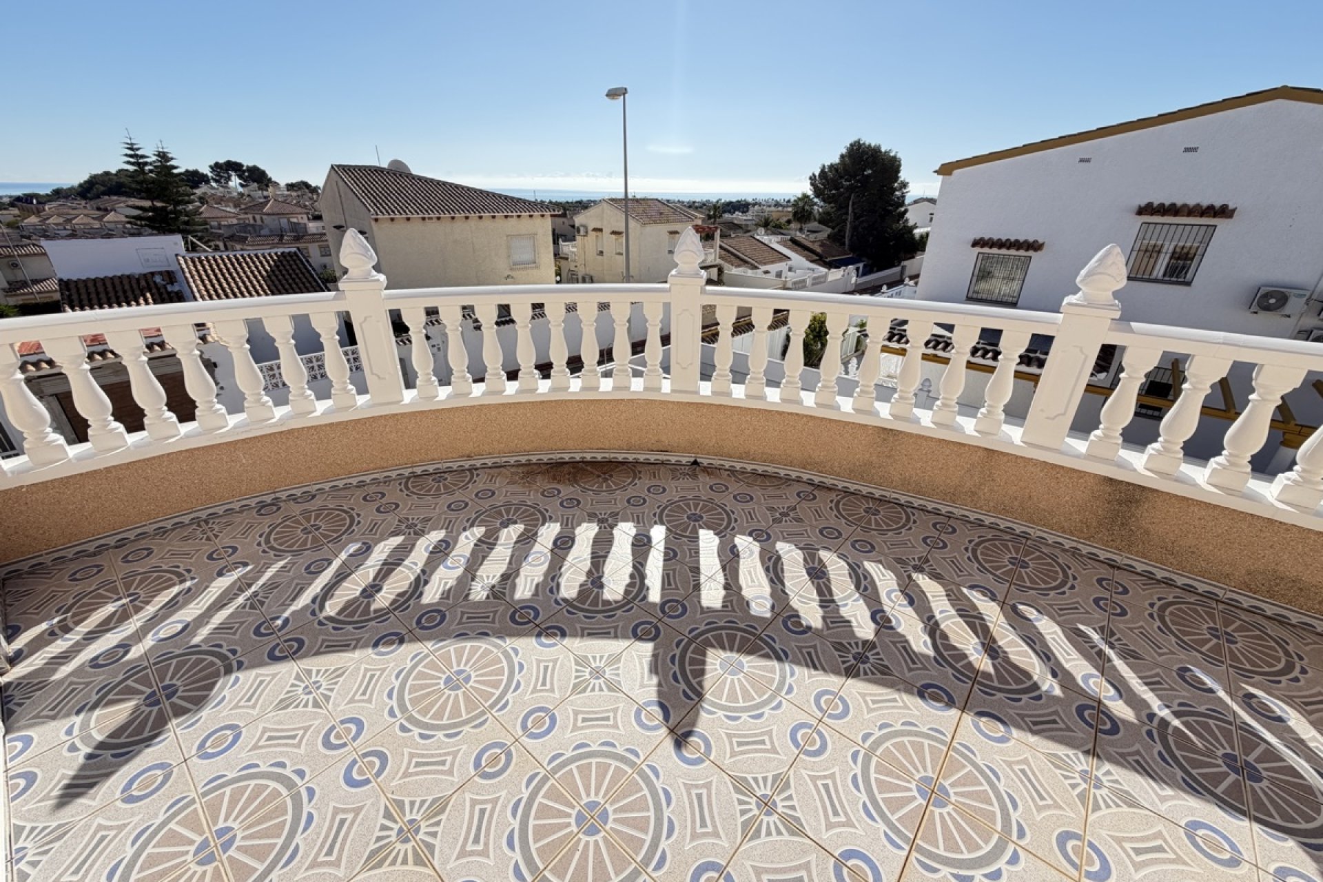 Resale - Villa - Orihuela Costa - Villamartin