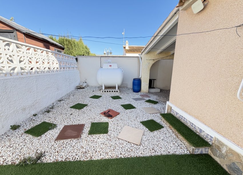 Resale - Villa - Orihuela Costa - Villamartin