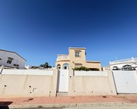 Resale - Villa - Orihuela Costa - Villamartin