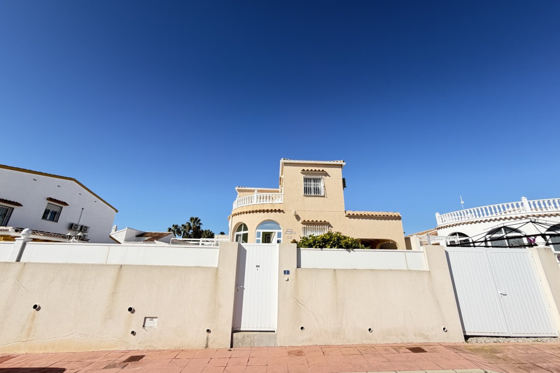 Resale - Villa - Orihuela Costa - Villamartin